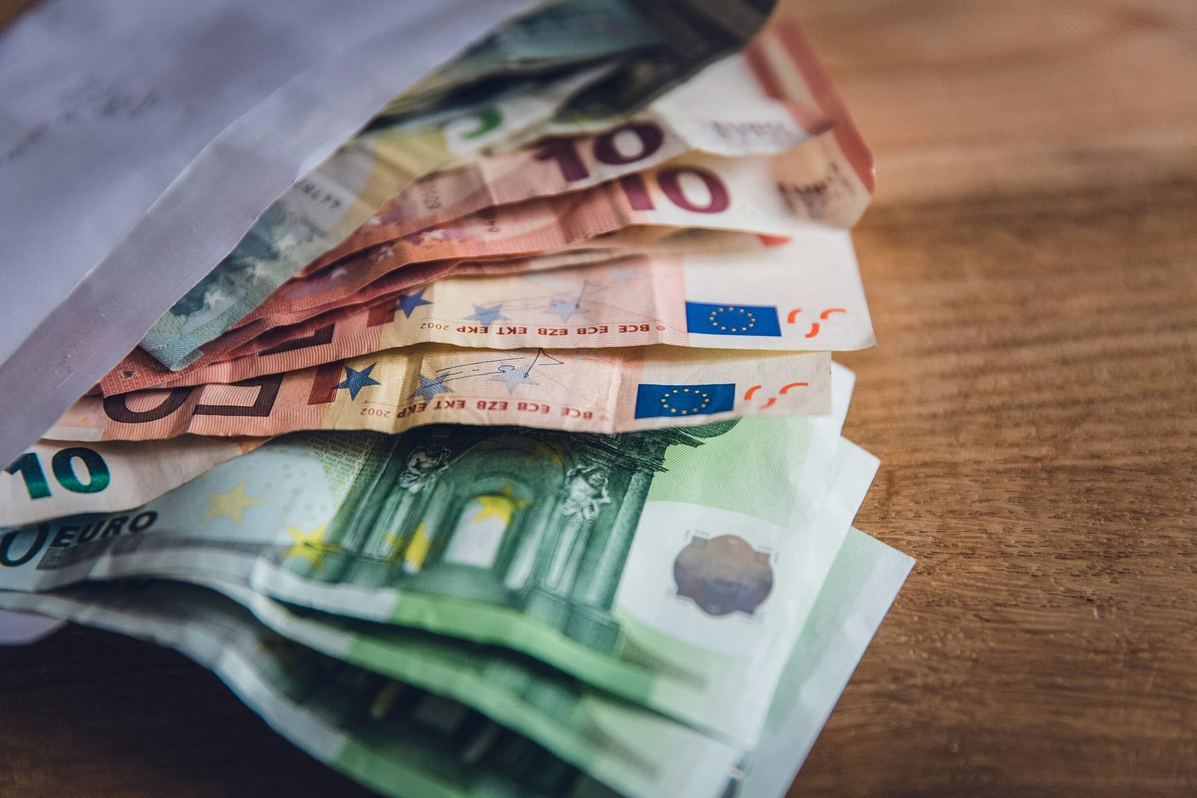 Cash geld in een enveloppe